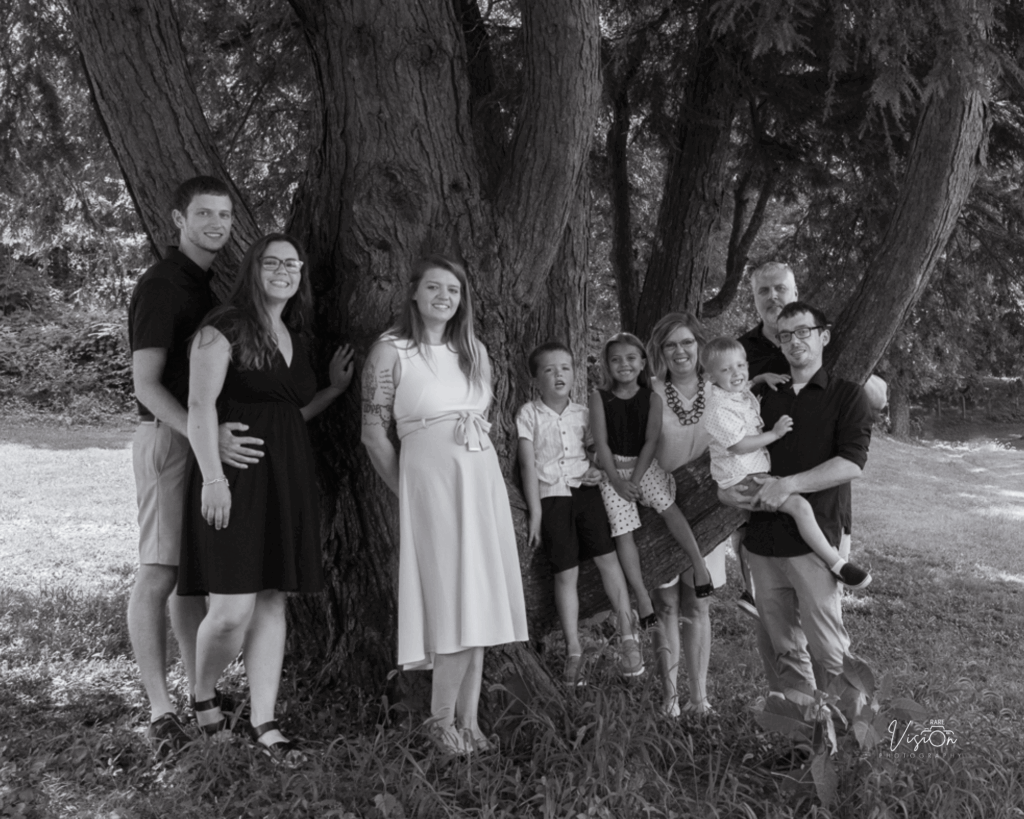 Image of family under the tree